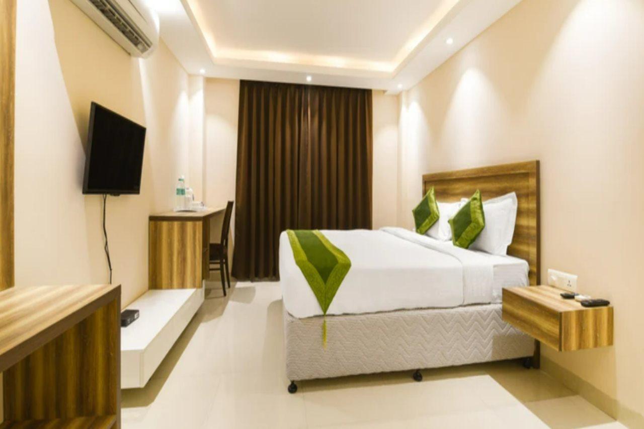 Treebo Iffco Chowk Gurgaon Exterior foto