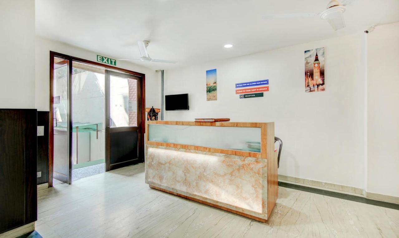 Treebo Iffco Chowk Gurgaon Exterior foto